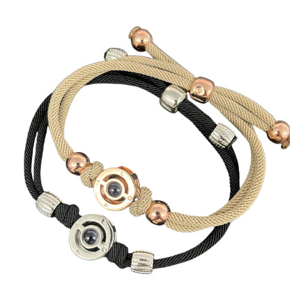 Couple?s bracelet with vibration feedback