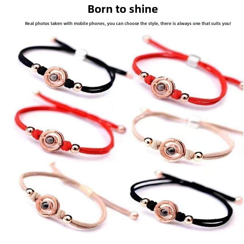 Couple?s bracelet with vibration feedback