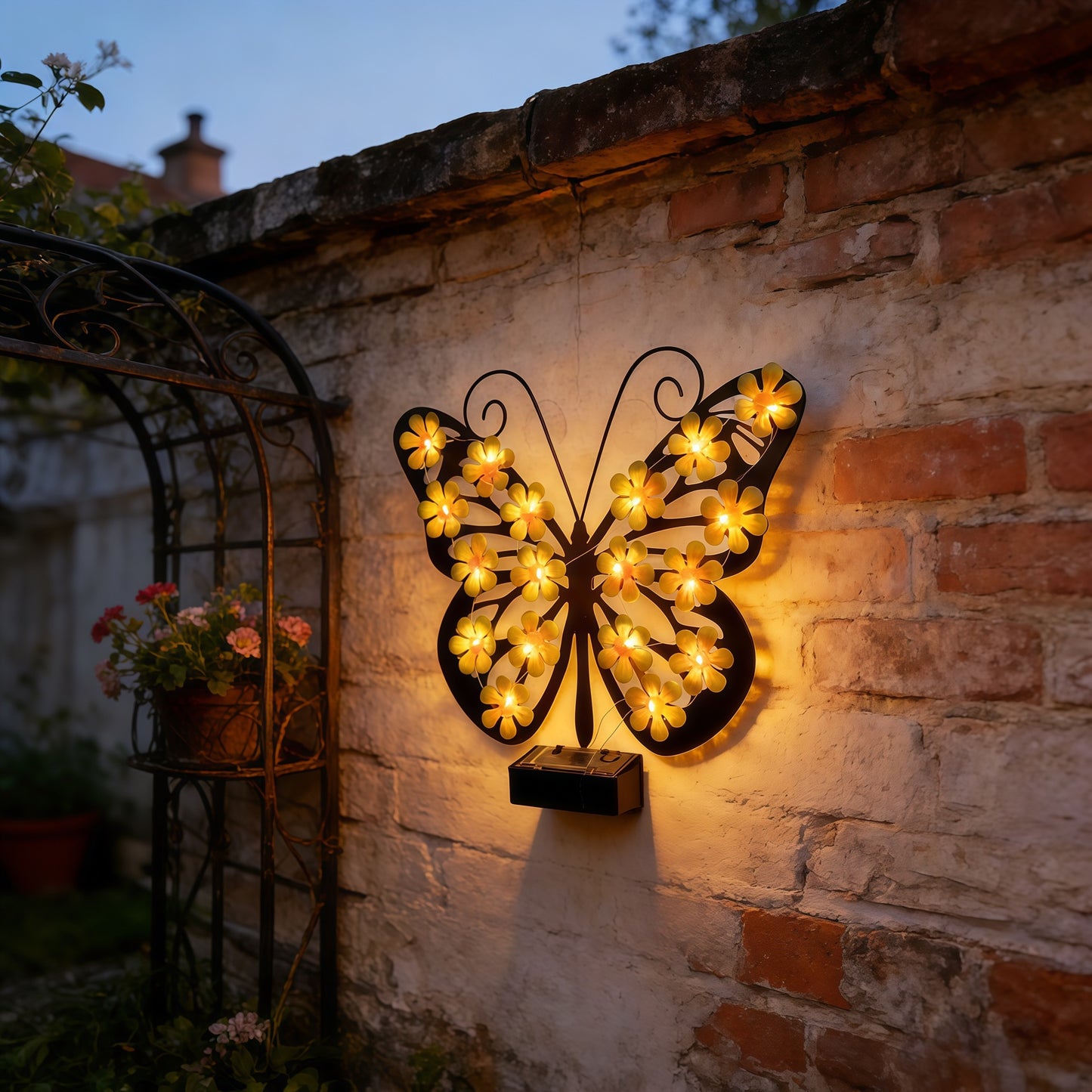 Solar Butterfly Wall Light Outdoor Garden Decoration